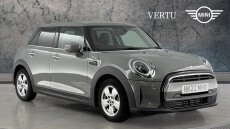 MINI Hatchback 1.5 One Classic 5dr [Comfort/Nav Pack] Petrol Hatchback